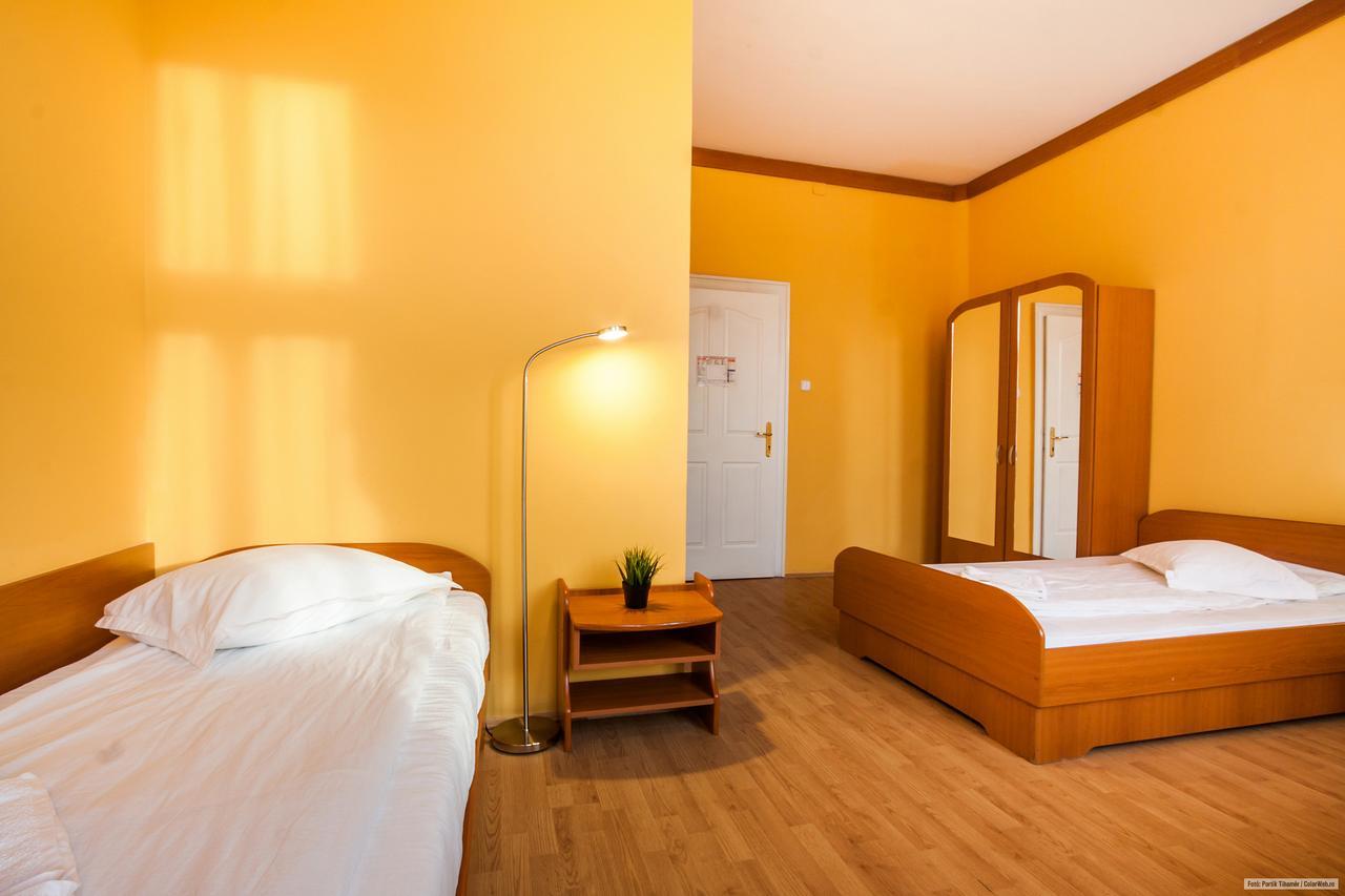 Szilagyi Hotel&Restaurant Георгени Экстерьер фото